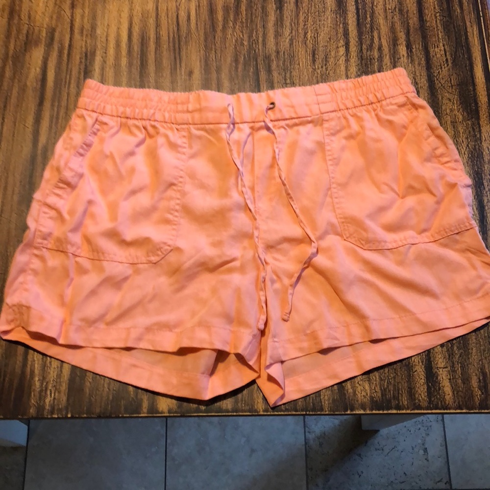 Coral shorts